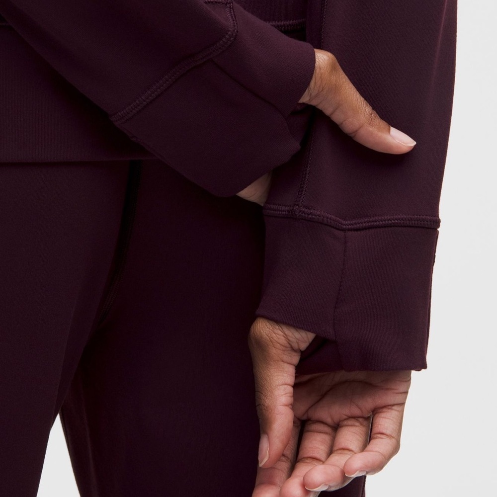 🔥 Lululemon Define Track Jacket Luon NWT Sz 4 Black Plum - Picture 6 of 9